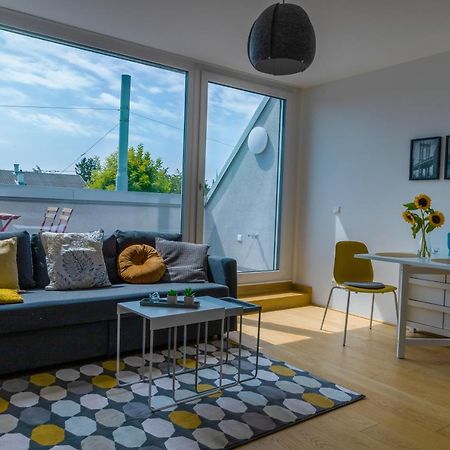 Maureen Lovely 2 Bedroom Unit With Community Pool Wien Ngoại thất bức ảnh