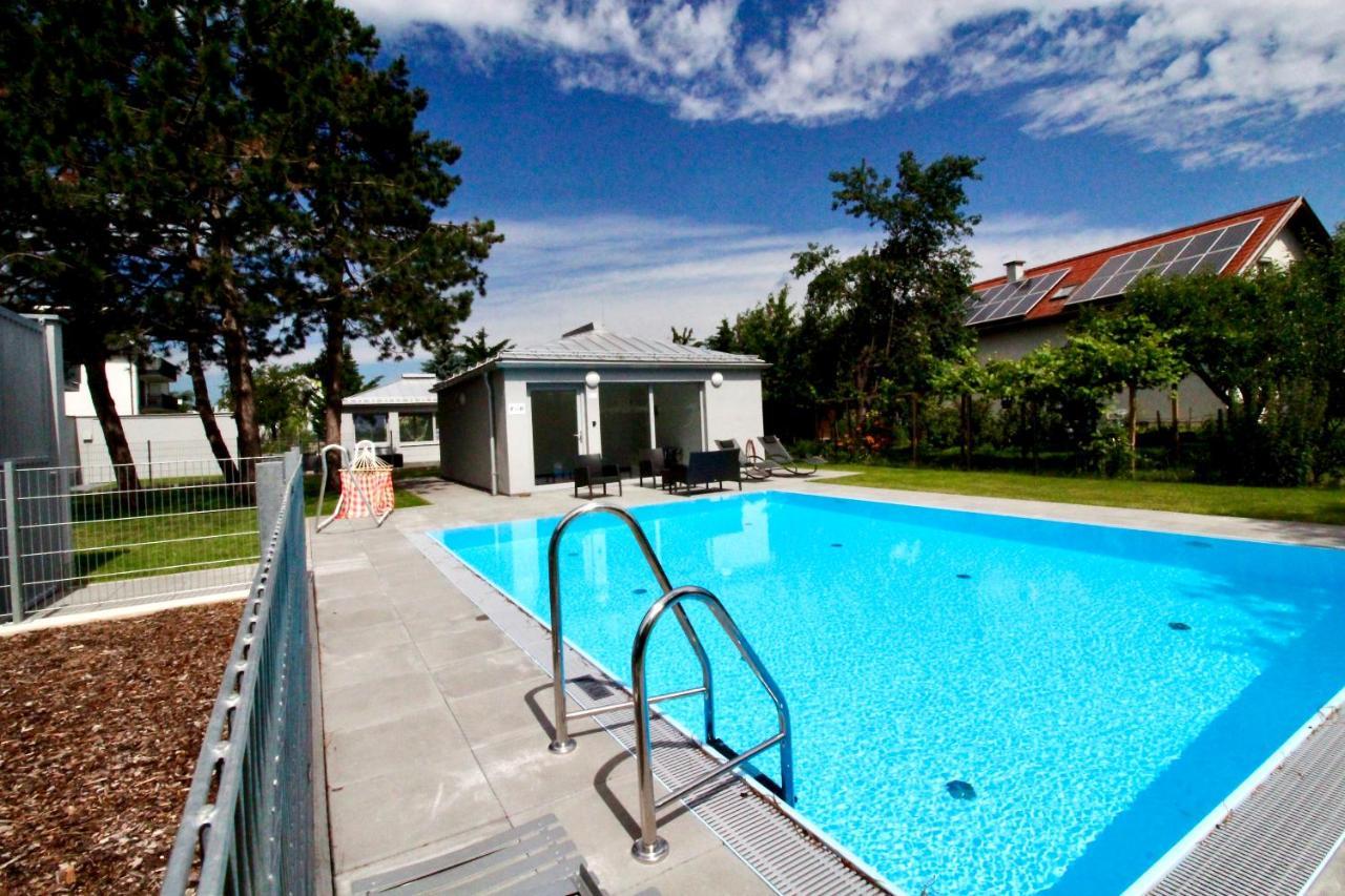 Maureen Lovely 2 Bedroom Unit With Community Pool Wien Ngoại thất bức ảnh